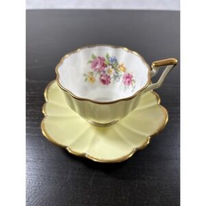 Salisbury Bone China Teacup Saucer Set Yellow Floral Gold Gilt Rd Shape England